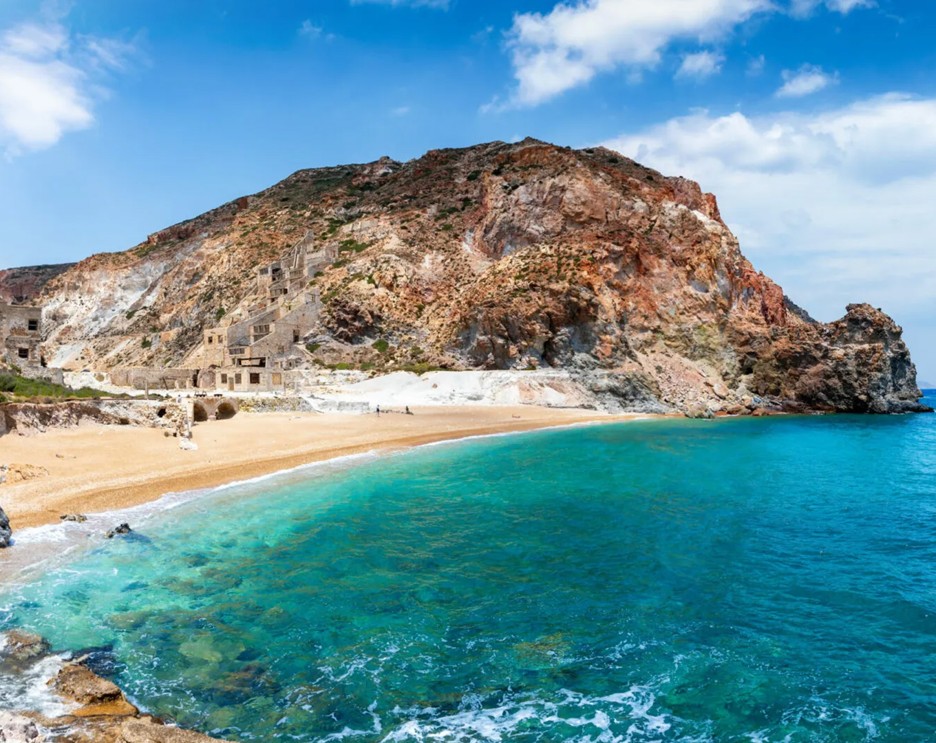 Milos Theiorichia (Old Sulfur Mines)